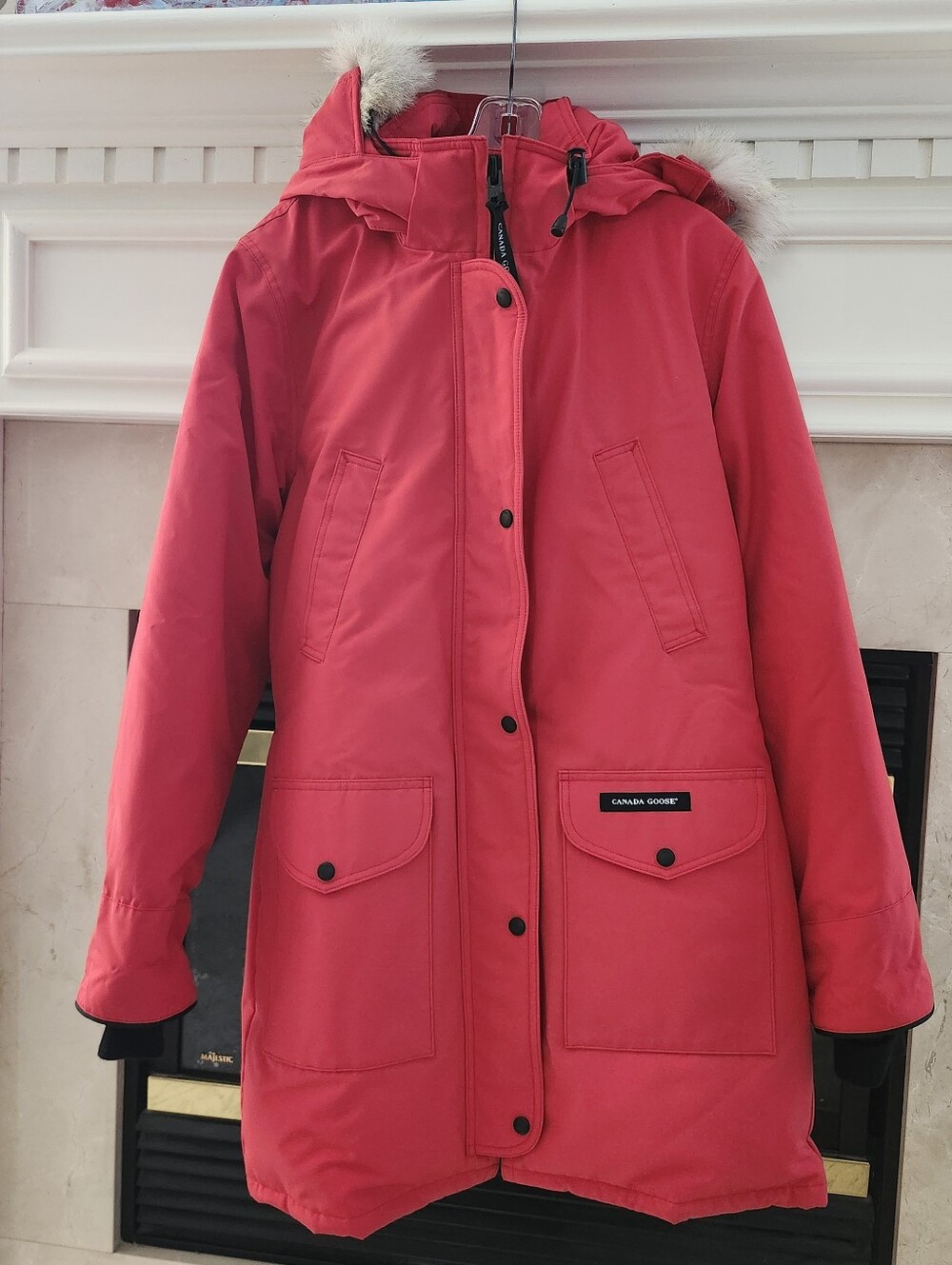 Rare Discontinued women's sz L Canada Goose ladies red trillium parka with Fur L